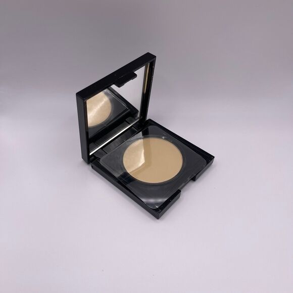 YBF Your Best Friend Neutralizing Face Pressed Powder - Picture 7 of 8